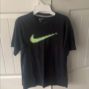 Nike boys tee shirt